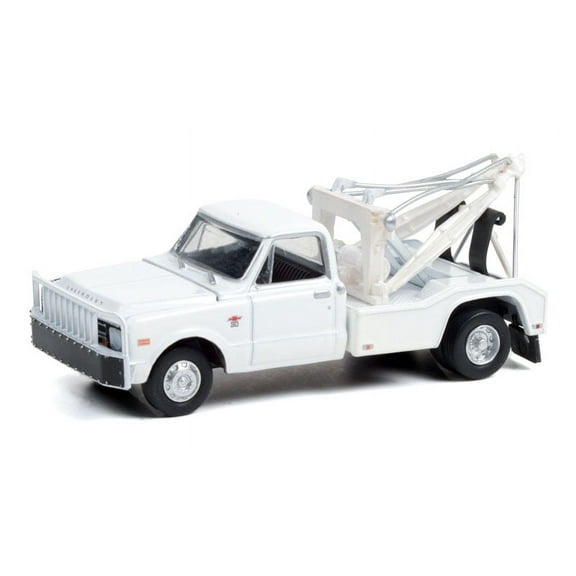 1968 Chevy C-30 Dually Wrecker, White - Greenlight 46070/48 - 1/64 scale Diecast Model Toy Car
