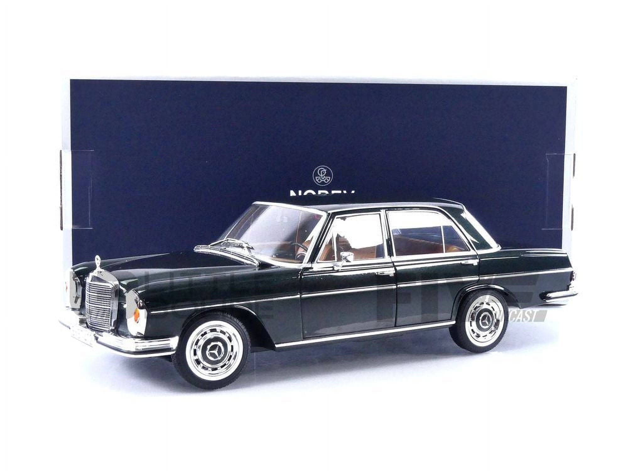 1968 Mercedes-Benz 280 SE Pine Green Metallic 1/18 Diecast 1968 Mercedes-Benz 280 SE Pine Green Metallic 1/18 Diecast