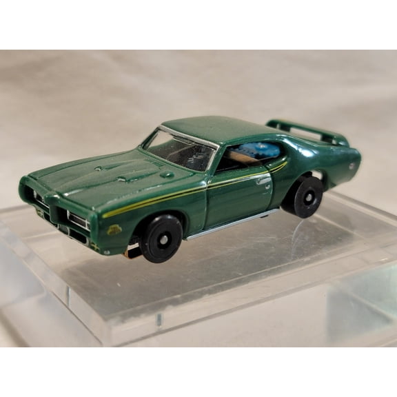 1969 GTO Judge Green MoDEL MoToRING HO slot car TFX Chassis