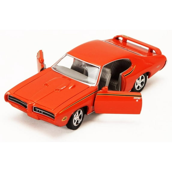 1969 Pontiac GTO Judge, Orange - Motormax Premium American 73242 - 1/24 Scale Diecast Model Car