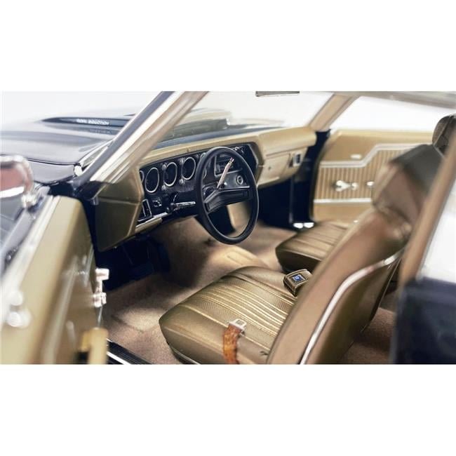 1970 Chevrolet Chevelle SS 454 Black and Gold 1/18 Diecast Model Car