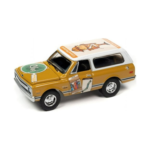 1970 Chevy Blazer with Colonel Mustard Poker Chip, Clue - Johnny Lightning - 1/64 Scale Diecast Car