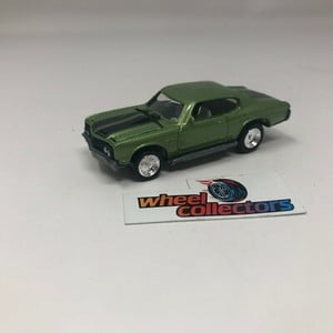 1970 Chevy Chevelle SS * 1:64 Scale Diecast Model Diorama * F1497