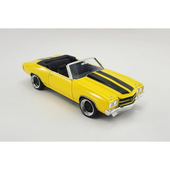 1970 Chevy Chevelle SS Restomod Convertible - Acme A1805519 - 1/18 scale Diecast Car