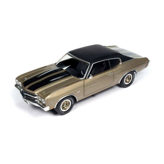 1970 Chevy Chevelle SS, Tricentennial Gold - Auto World AMM1332 - 1/18 Scale Diecast Model Car