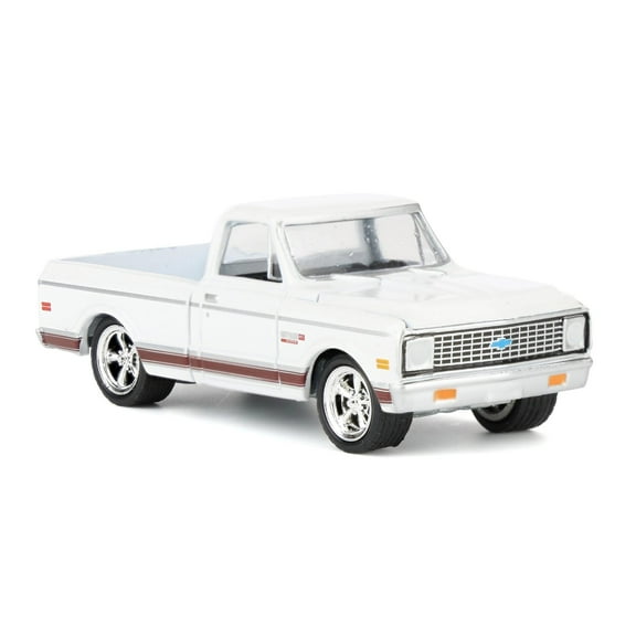 Greenlight 1/64 1972 Chevy C10 Cheyenne Short Bed Pickup Truck, Hobby Exclusive 30566