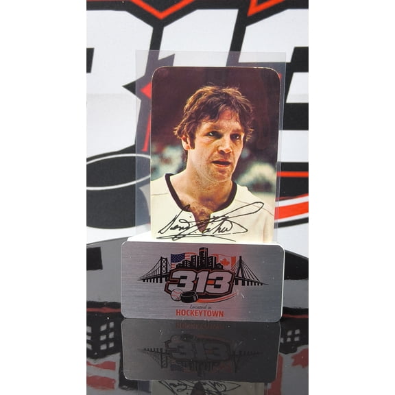 1977-78 O-Pee-Chee Glossy Denis Potvin #15