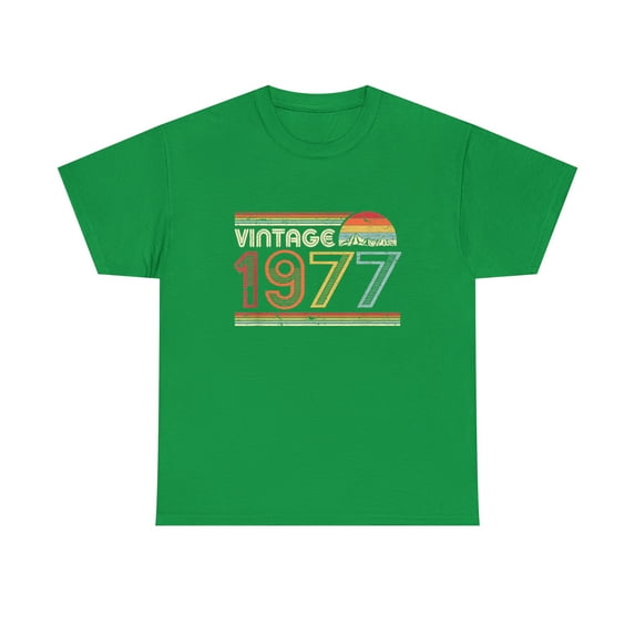 1977 Vintage , Birthday Gift Tee. Retro Style T-Shirt