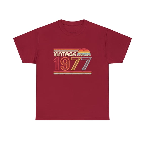 1977 Vintage , Birthday Gift Tee. Retro Style T-Shirt