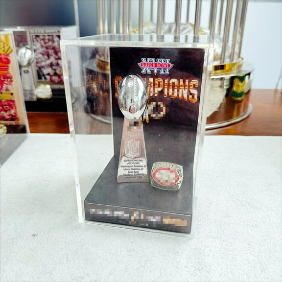 1983 Washington Red Sup Bo XVII Championship Replica Trophy+ Ring with Display Case Trendy Accessory Durable Collectible Championship Gift For Christmas Halloween Gifts.