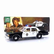 1986 Chevrolet Caprice Black and White LAPD MacGyver 1985-1992 TV Artisan Collection 1/18 Diecast Model Car by Greenlight