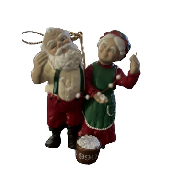 1990 Popcorn Party (Mr. And Mrs. Claus) Hallmark Keepsake Christmas Tree Ornament - QX4393