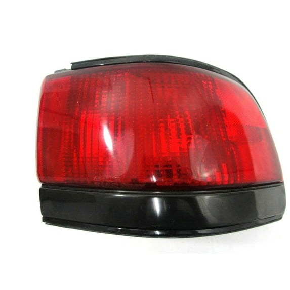 1991 1993 Ford Escort Right Passenger side Tail lamp Taillight