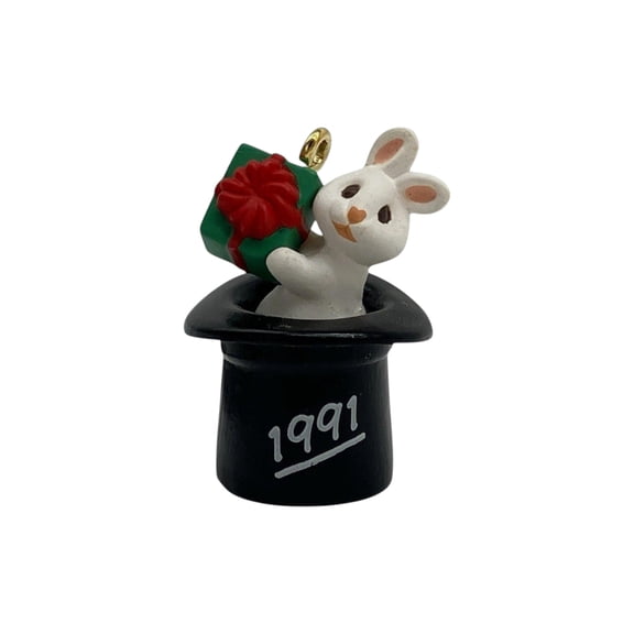 1991 Top Hatter (Rabbit) Hallmark Keepsake Christmas Tree Ornaments QXM5889