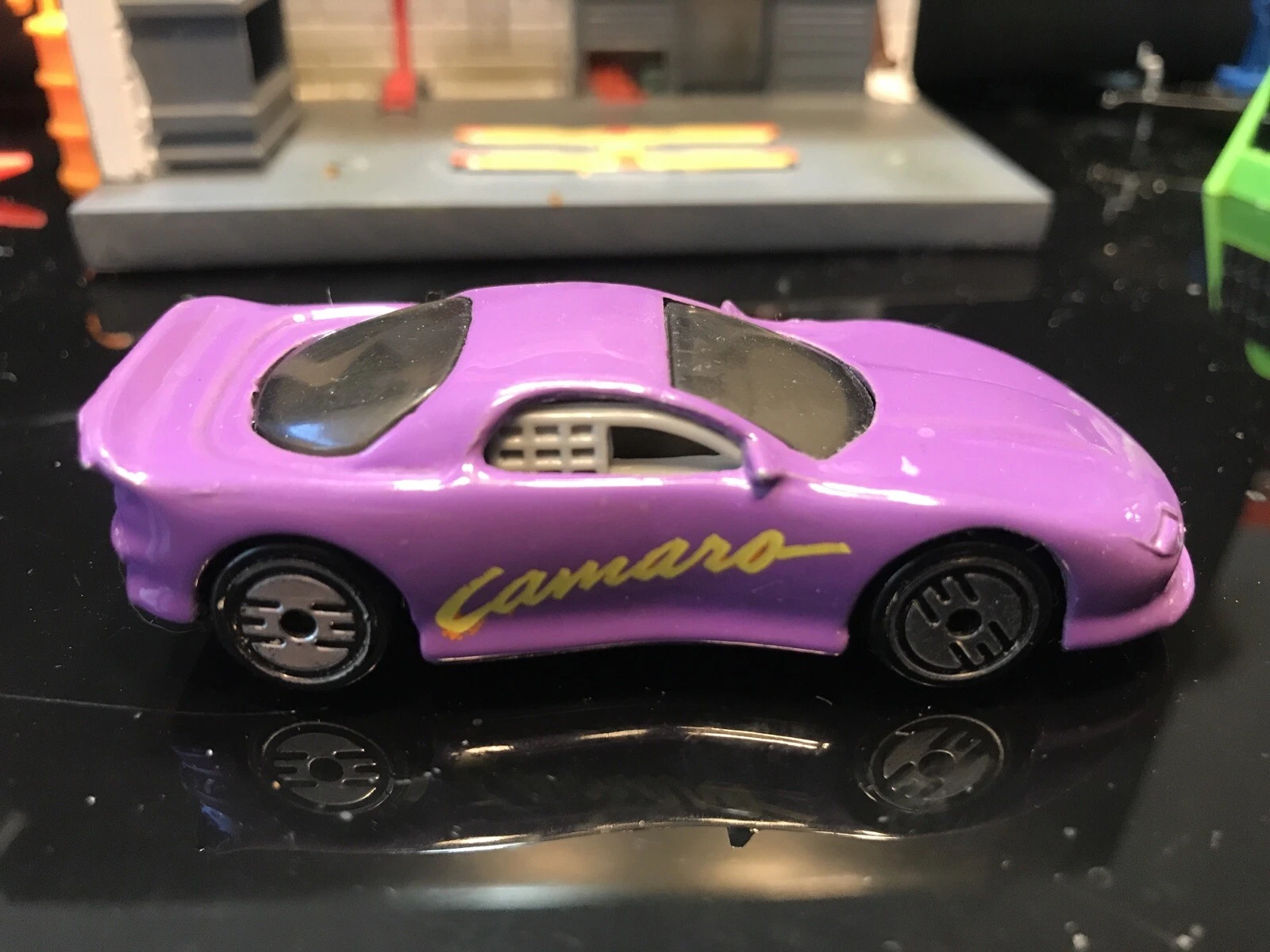 1992 Hot Wheels Ultra Hots Purple Chevrolet Camaro Z-28 Stock Car 1:64 #202