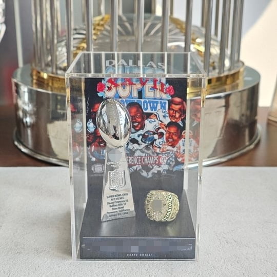 1993 Dallas Co Sup Bo XXVII Championship Replica Trophy+ Ring with Display Case Trendy Accessory Durable Collectible Championship Gift For Christmas Halloween Gifts.
