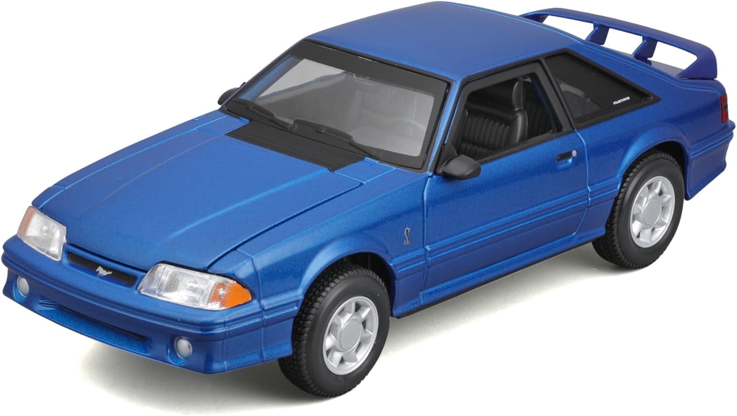 Maisto Line 1993 Ford Mustang SVT Cobra, 1:24, Blue