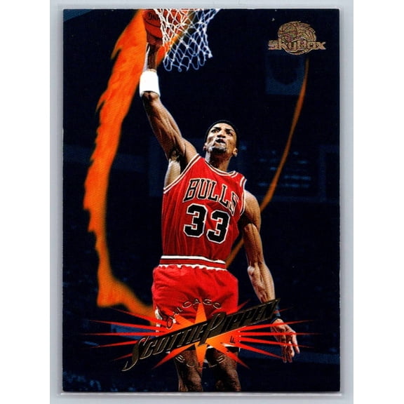 1995-96 SkyBox Premium Scottie Pippen #18