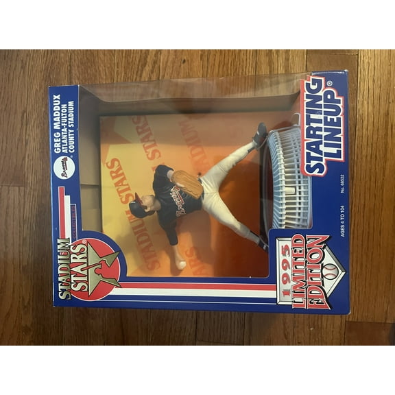1995 Greg Maddux Starting Lineup Stadium Star 7 Inch Figure