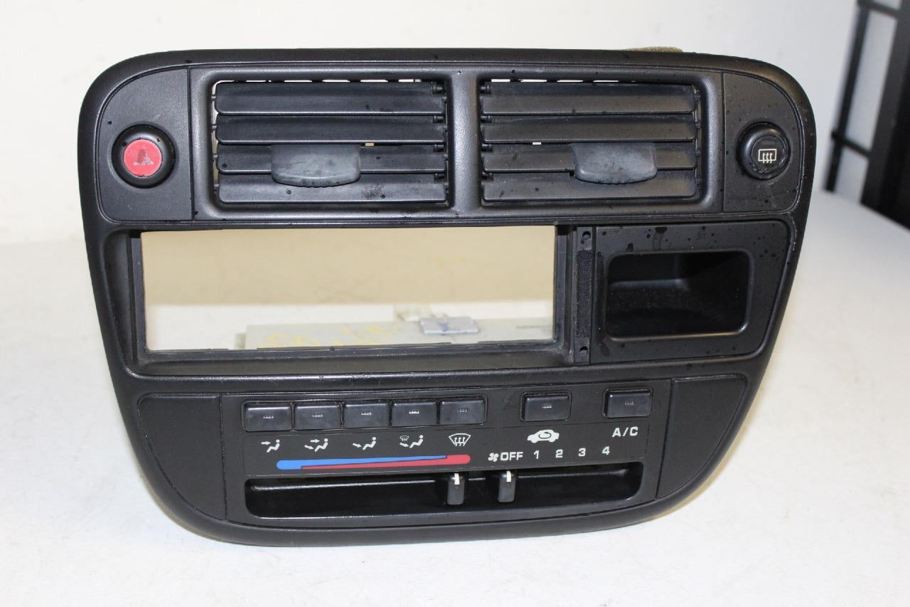 1996-1998 HONDA CIVIC CENTER CLIMATE CONTROL & HAZARD BUTTON