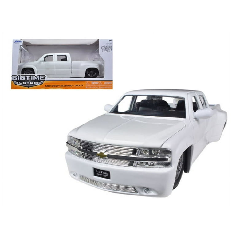1999 Chevrolet Silverado Dooley White 1/24 Diecast Model Car