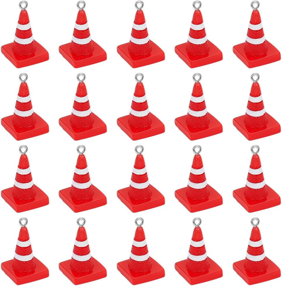 Traffic Cone Keychain - 8.5x2.5x1.7cm Alloy Resin Keyring For Backpack Purse Decoration