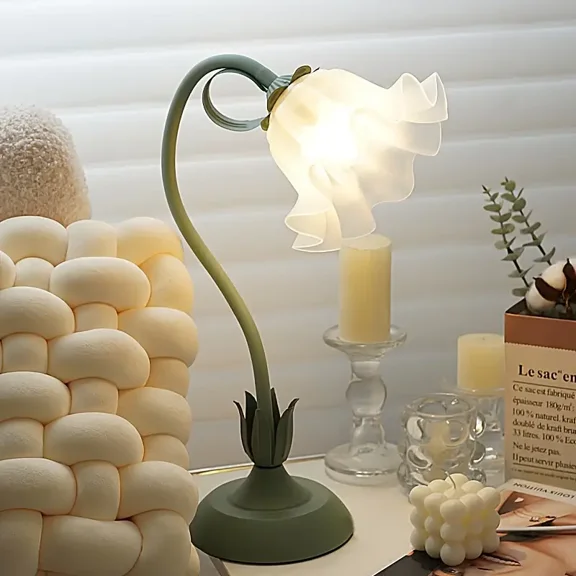 1PC Rustic Flower Table Lamp - Desk Lamp for Bedroom, Living Room, Study Room with DIY Modeling Creative Design, Night Light Function, and  Hotel Style