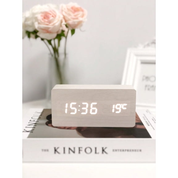 1PC Smart Life Wooden Clock Alarm Clocks For Bedroom Table Clock Home Electronics Device Decoration Snooze Morning Bedside Table Clock Voice