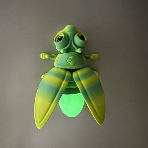 1PC green 10cm 3D printed firefly glow-in-the-dark tail magnetic refrigerator magnet model, realistic animal ornament