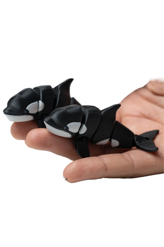 1PC mini movable killer whale animal - 3D printed with movable joints and keychain