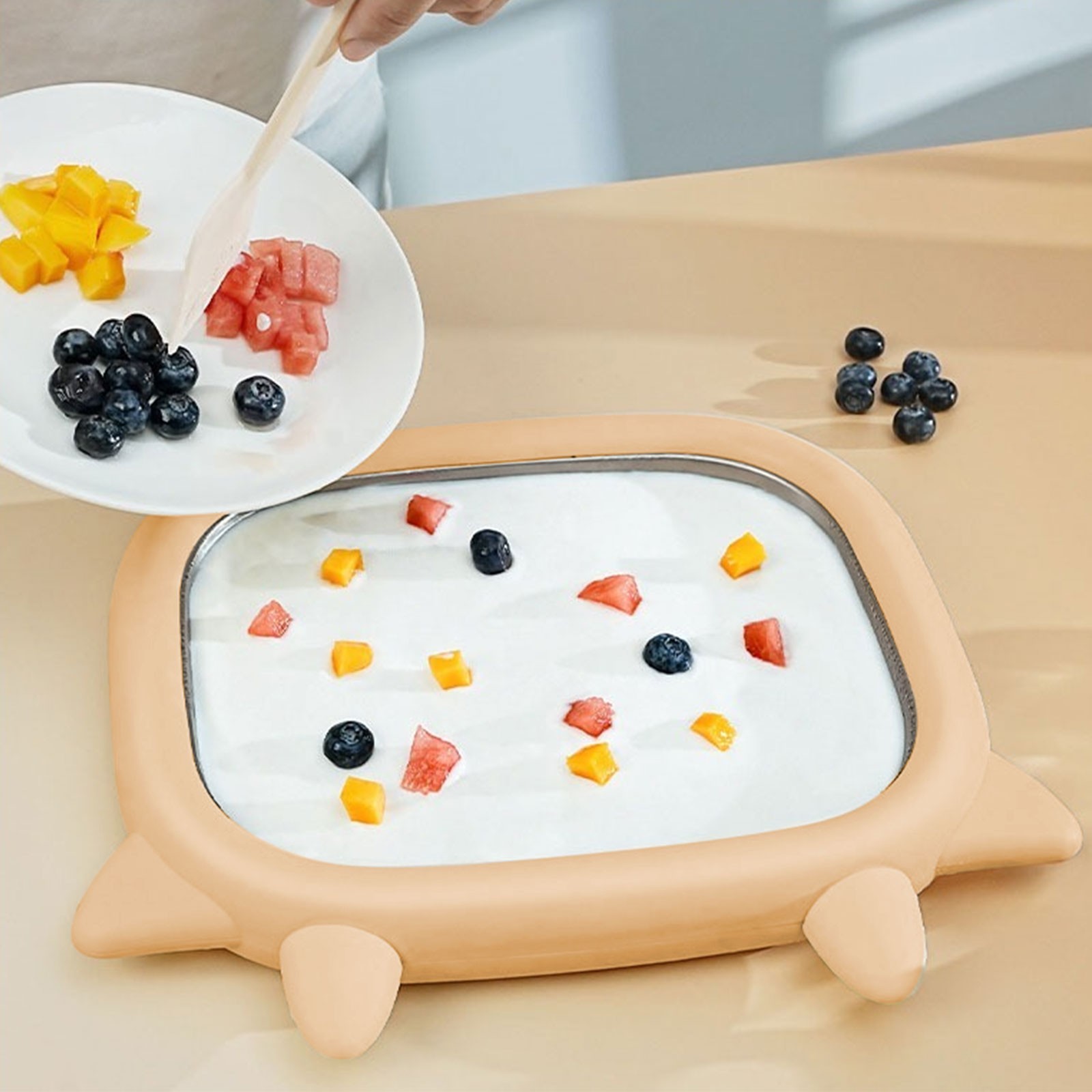 1Pack Cute Cow-Shaped Instant Ice Cream Roll Maker, Peach 10.24x8.86in Food-Grade Stainless Steel Tray with Scrapers, No-Electric Homemade Frozen Treat Maker