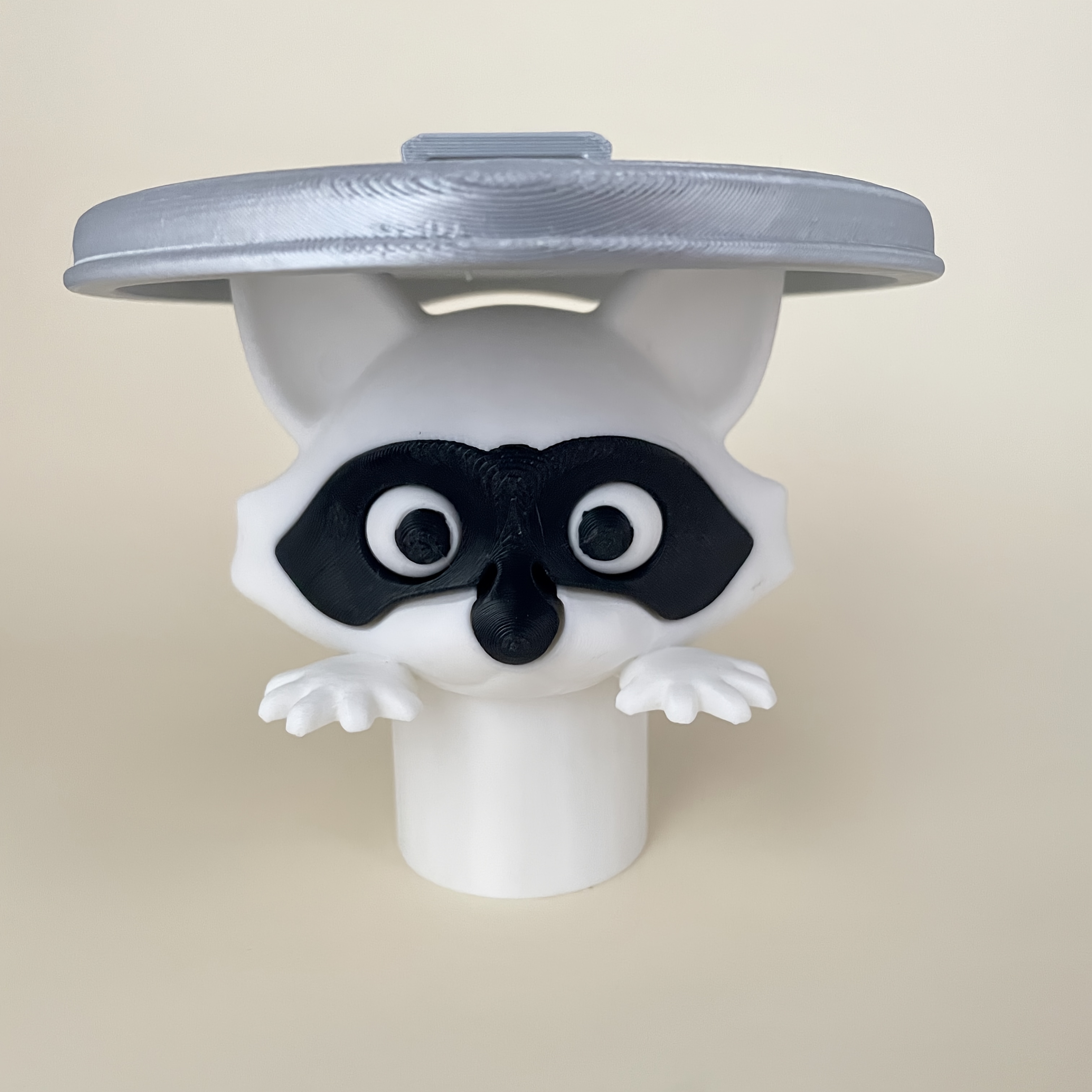 1Pc Adorable 3D Printed Raccoon Toilet Roll Paper Holder White Plastic Playful Bathroom Decor Tissue Holder with Lid Decoration