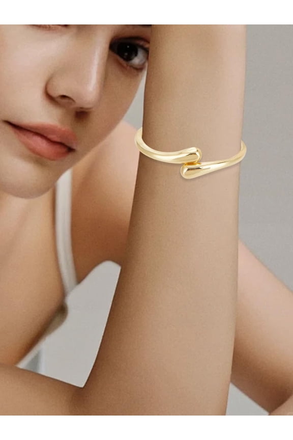 1Pc Alloy Hinged Bangles for Women Golden Inner Diameter: 2-3/8x1-7/8inch(6x4.85cm) handmade
