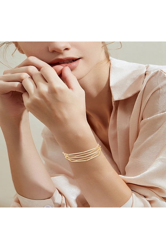 1Pcs European Style Iron Cuff Bangles Golden Stackable Open Bangles Hollow Fashion Accessories Gifts for Elegant Gifts Personalized Jewelry (2.1cm)