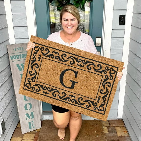 1X Floor Mat Letter G Printed With Printed Border, Classic Brown Floor Mat Carpet