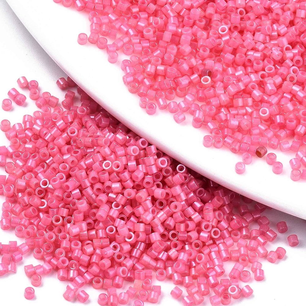1bag 11/0 Grade A Glass Seed Beads Cylinder Uniform Seed Bead Size Baking Paint Hot Pink 1.5x1mm Hole: 0.5mm about 20000pcs/bag