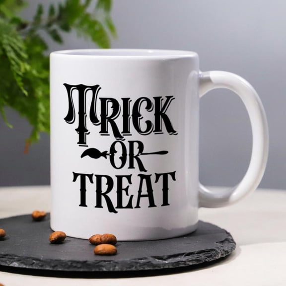 1pc 3A Grade TRICK OR TREAT Halloween 11Oz Mug Funny Mug 330Ml Halloween Theme Coffee Cup Best Halloween Friends Family Classmates Colleagues Suitable Coffee Restaurants