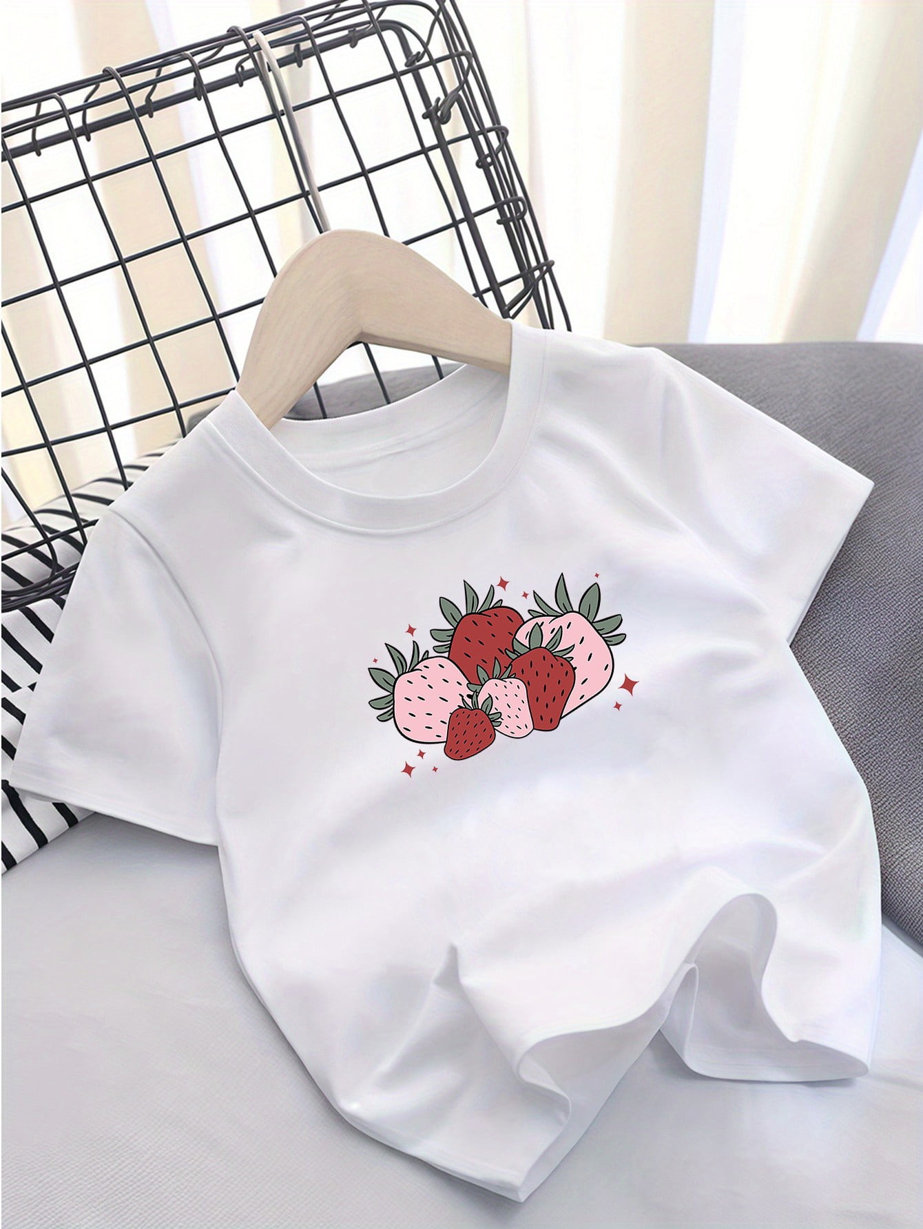 1pc Girls' Summer Cotton T-Shirt with Cartoon Strawberry Print, Crew ...