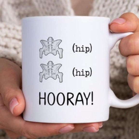 1pc Humorous Replacement Recovery Mug 11oz Ceramic Coffee Cup with Double Sided Hip Hooray Design Post Surgery Humor Ideal Get Well Friends Colleagues Hand Wash Only Reusable