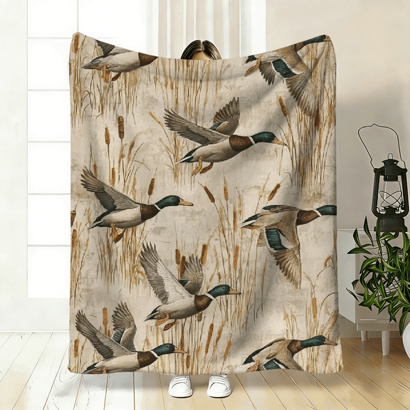 1pc Luxury Plush Wild Duck Reeds Print Bedspread - All-Season Soft Flannel-like Cover in Green/Brown/Beige/White - Flying Ducks Reeds Design for Bed, Camping, Car - Cozy Durable Blanket Gift for s
