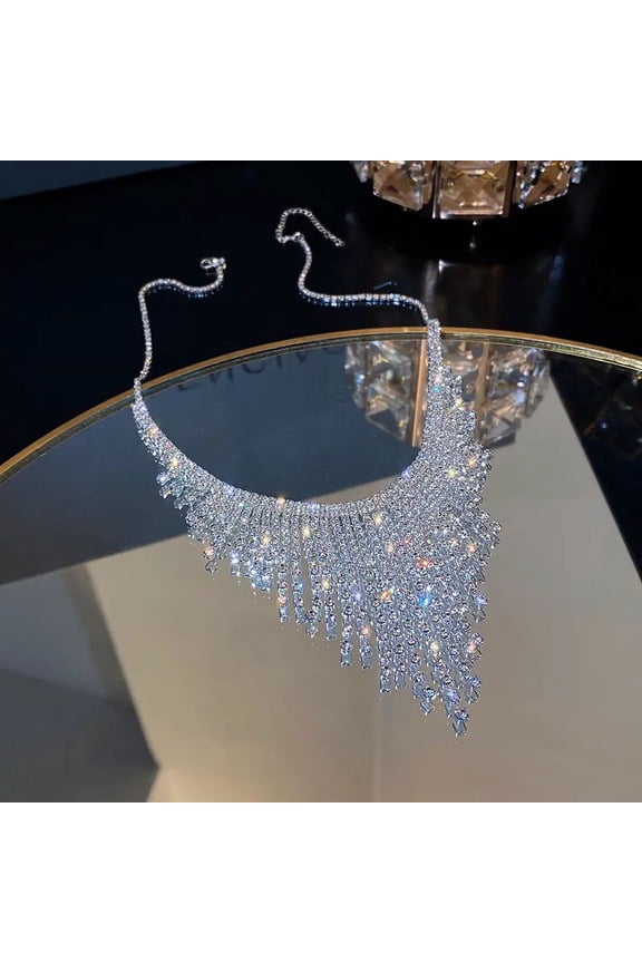 1pc New Hollowed Out Teardrop Tassel Tassel Chain Necklace, Light Luxury Retro Personalised Bridal Chain Necklace, Summer Beach Jewellery Accessories