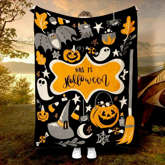 1pc Pattern Flannel Blanket, Soft and Warm Throw for Napping, Sofa, Office Bed, Camping & Travel – Versatile Gift Blanket Suitable for All Seasons, Office Bed Cover, Napping Blanket, Contemporary Sty