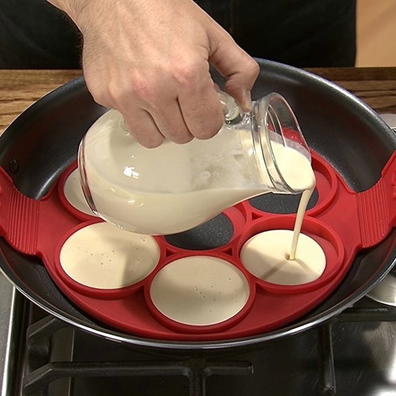 1pc Silicone Non-Stick Pancake and Egg Maker - 4-Cup Round Cooking Tool, Effortless Baking and Frying, Red, Kitchen Essential, Mini Pancake Maker
