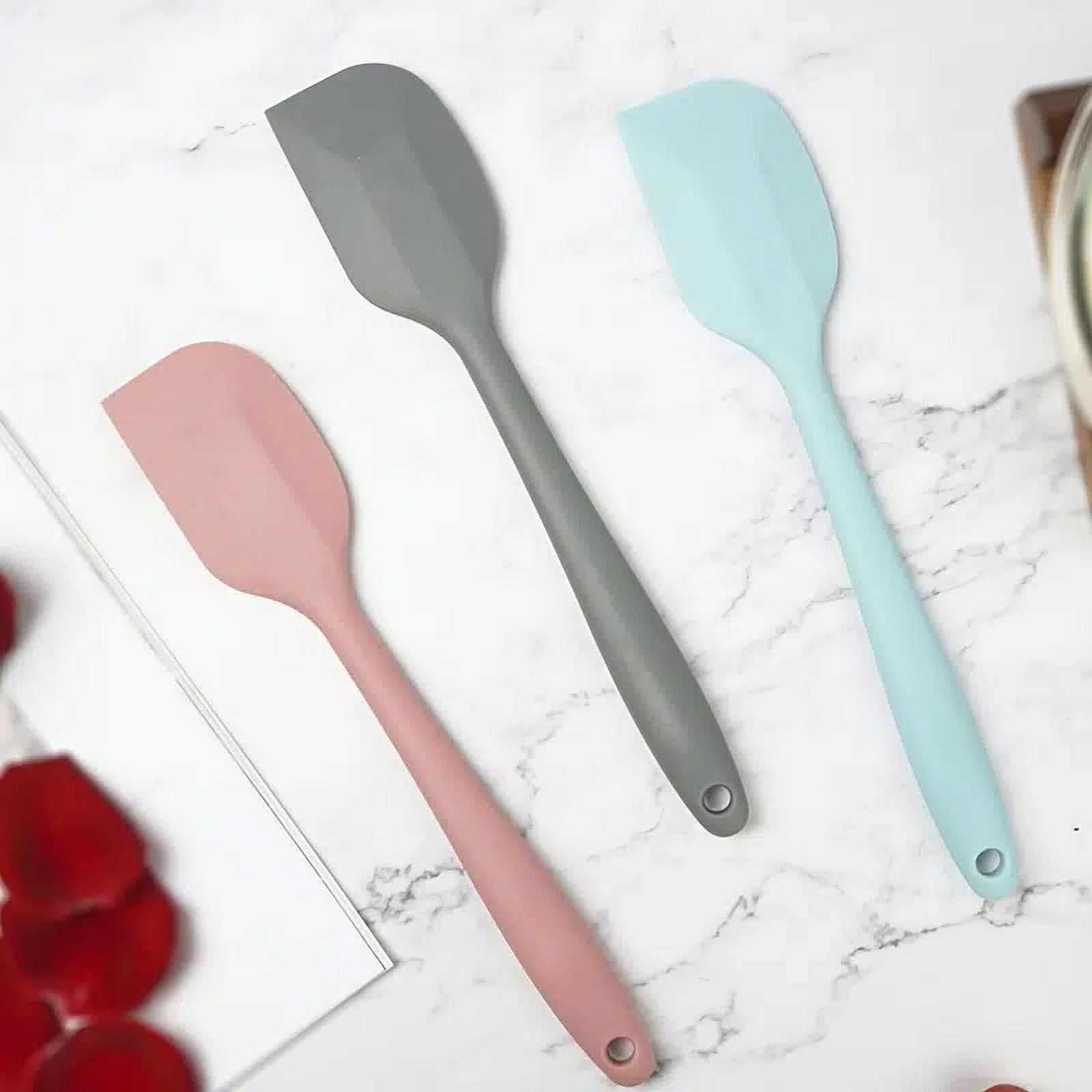 https://i5.walmartimages.com/seo/1pc-Silicone-Spatulas-With-600-Degrees-Fahrenheit-Heat-Resistant-9-Inch-Rubber-Spatula-Seamless-One-Piece-Design-Resistant-Non-Stick-Flexible-Scraper_09c08ec7-1491-4235-a2f9-402445fad9be.c11b904f8ce43396da304857c5978aee.jpeg