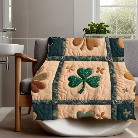 1pc St. Patrick's Day Shamrock Patchwork Quilt Blanket, Teal Peach Beige Checkered & Floral Shamrock Design, All-Season Decorative Blanket for Bed Sofa, Ideal Gift, Machine Washable