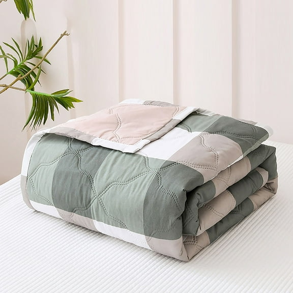 1pc Summer Cooler Quilt, Cold Blanket for Sleeping Plaid Style Throw Blanket for Couch Ice Blanket for Hot Sleepers Lightweight Cooling Throw for Summer, Skin Friendly, 55-57In L×39.3In W, Green