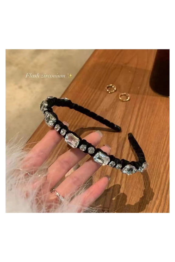 1pc Velvet Hair Hoop with Shiny Diamonds for Women - Luxury Style Headband for Autumn & Winter, Suitable for Face Washing, Hair