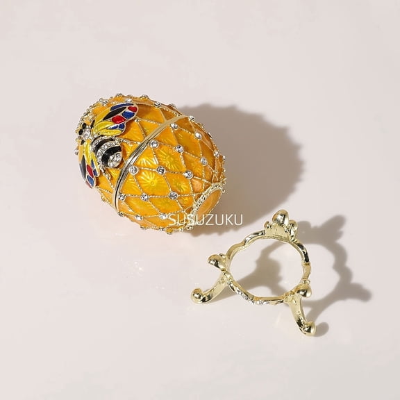 1pc Vintage Yellow Easter Style Enamelled Trinket Box with Bee, Crystal Jewellery Box, Unique Gift for Family