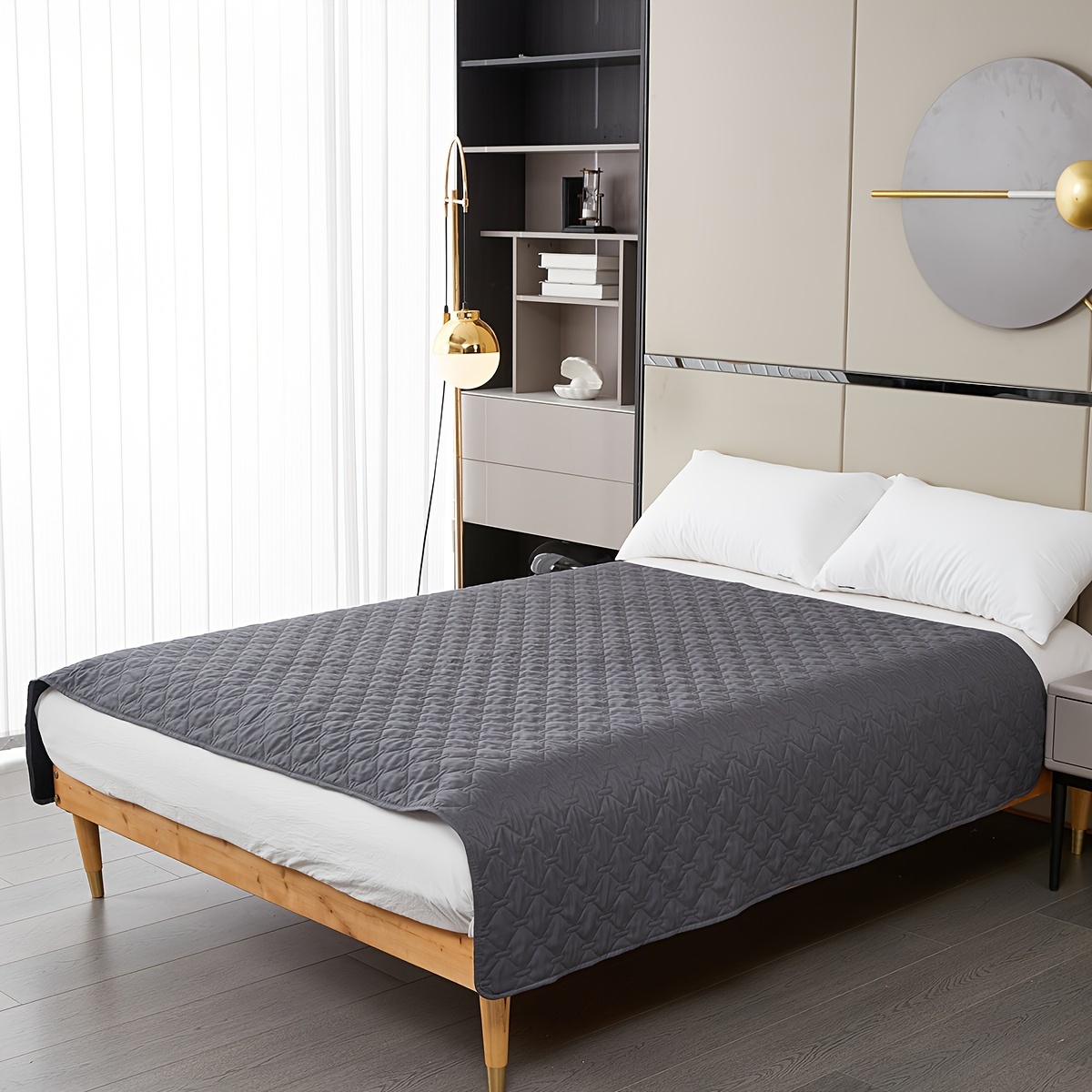 1pc Waterproof And Nonslip Mattress Protector Dog Bed Cover Pet