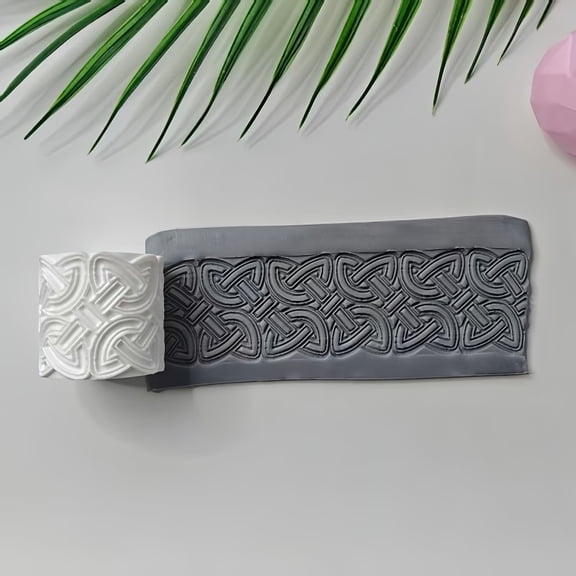 1pc, semi-circular weaving texture roller unlocks a new texture of curved weaving for pottery/clay personalized creation tools to enhance the layering and high-end sense of the work